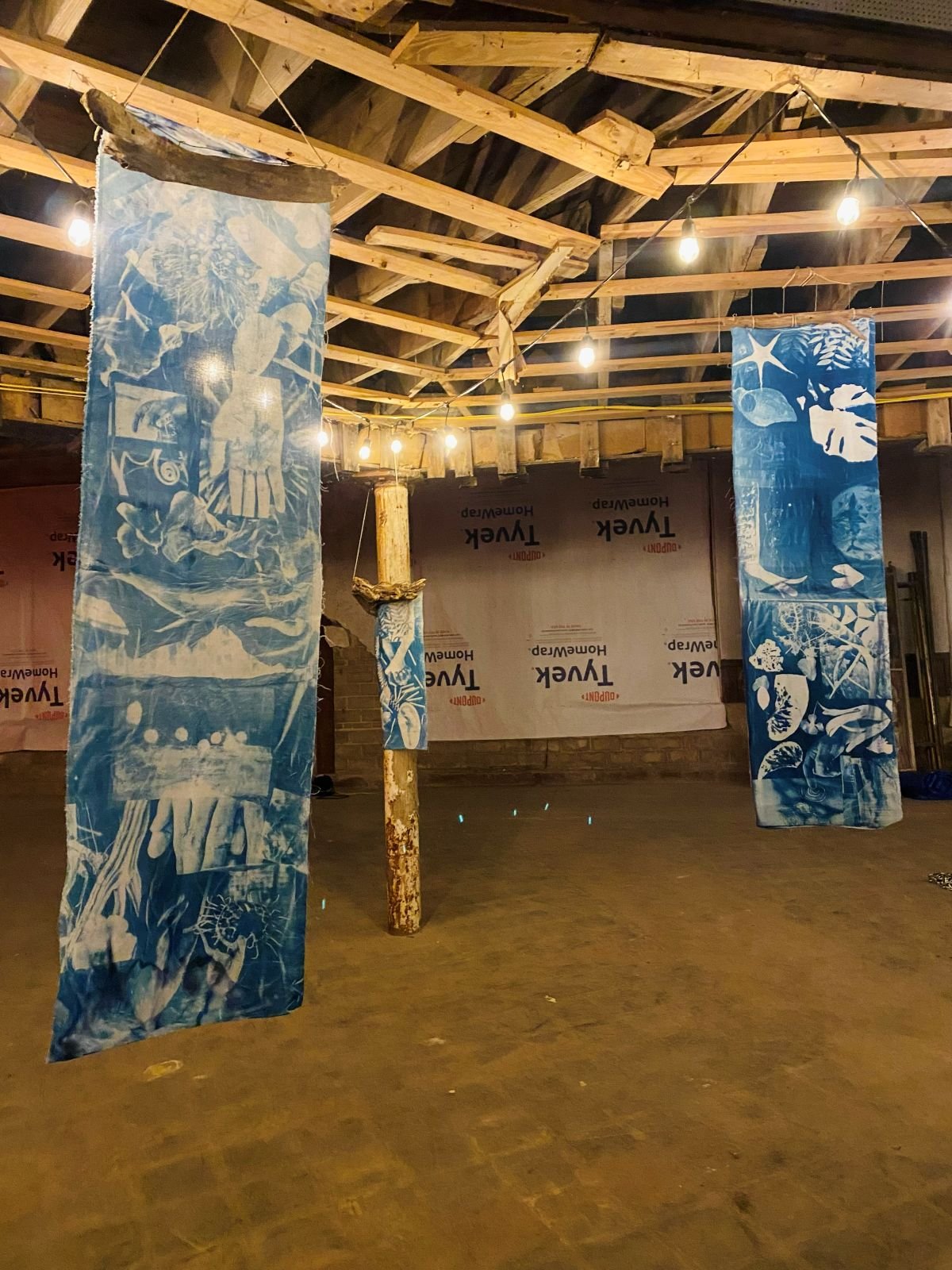 Installation, Oak Cliff Assembly
